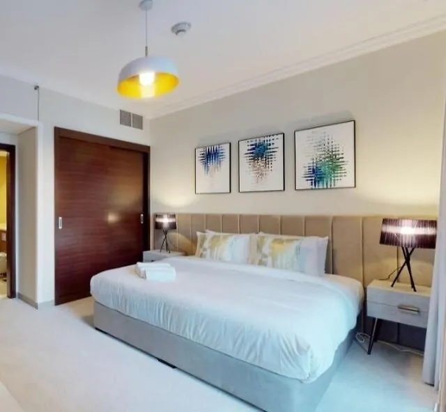 Luxurious 2Bed In Sparkle Tower-Marina View Dubai United Arab Emirates