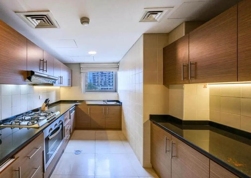 Luxurious 2Bed In Sparkle Tower-Marina View Dubai