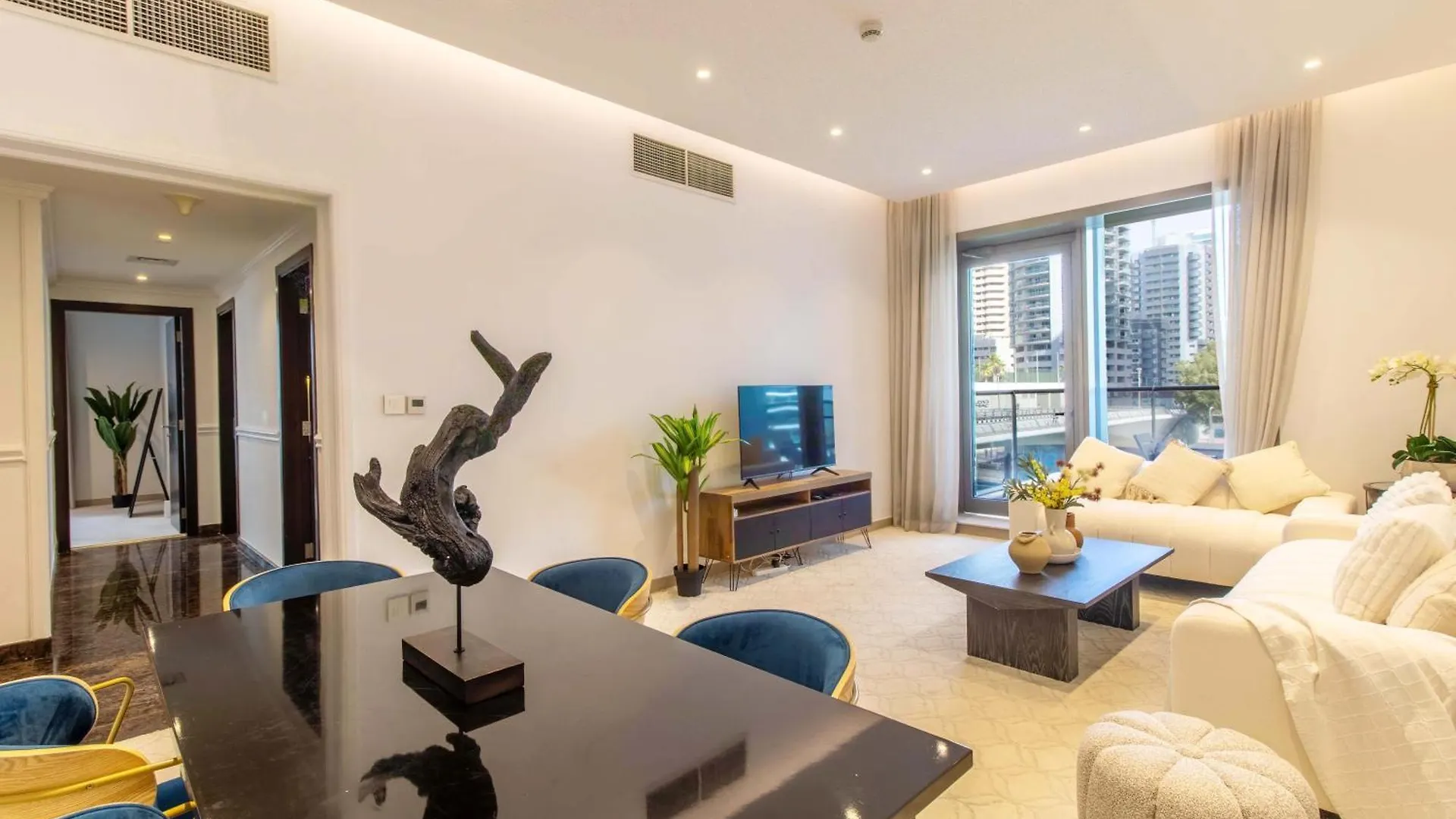 Luxurious 2Bed In Sparkle Tower-Marina View Dubai