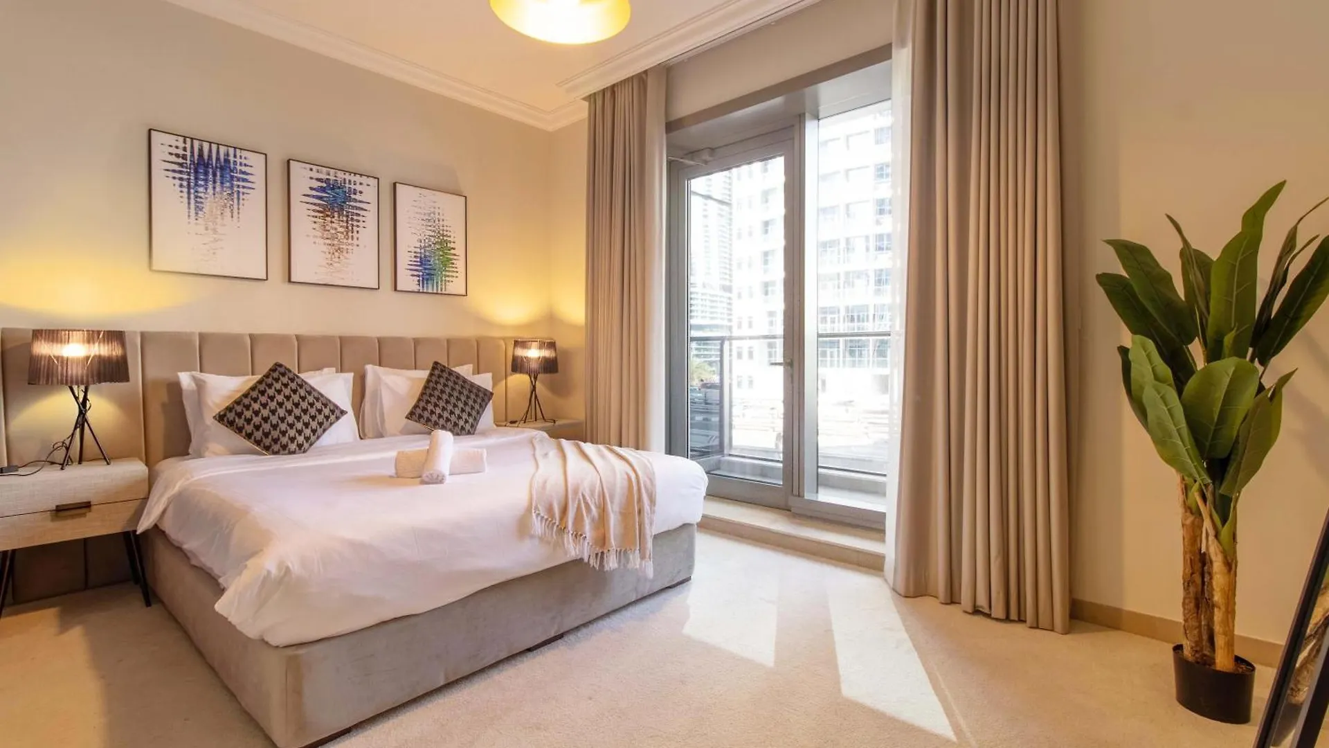 Luxurious 2Bed In Sparkle Tower-Marina View Dubai 0*,