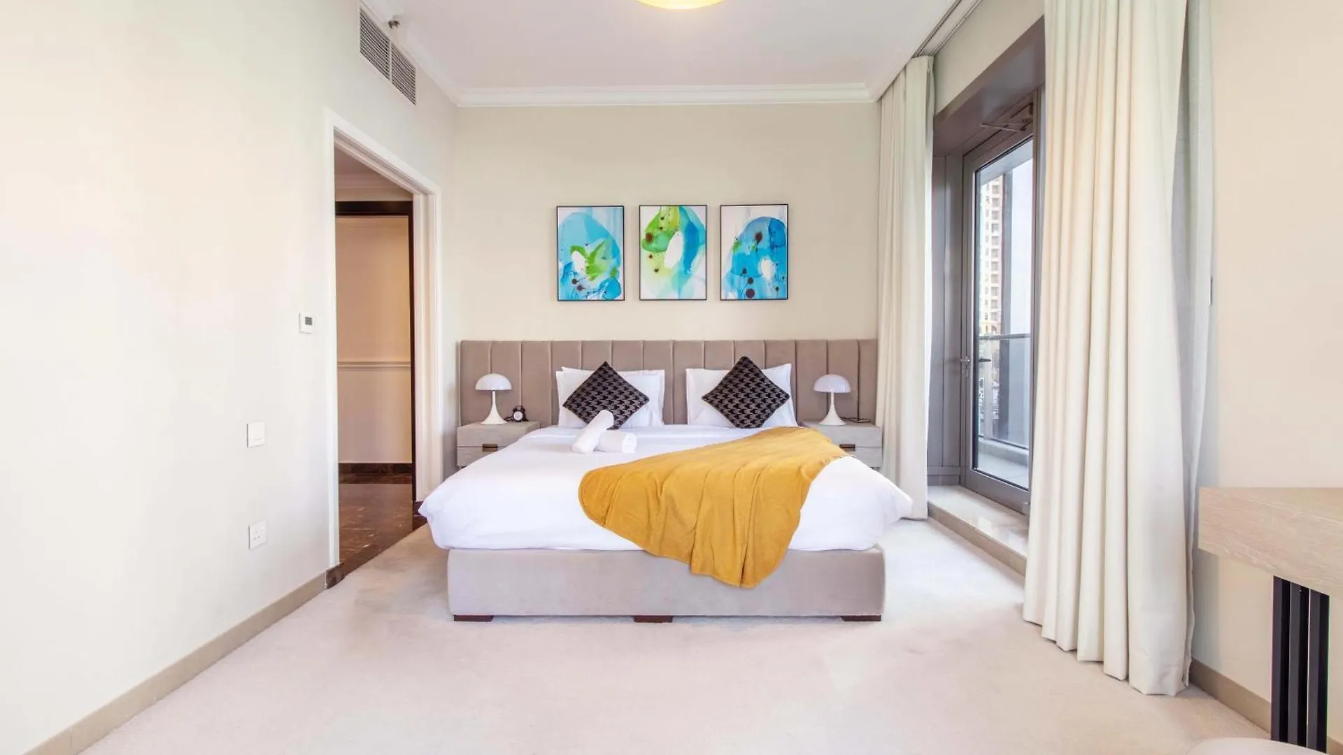Luxurious 2Bed In Sparkle Tower-Marina View Дубай 0*,  ОАЭ